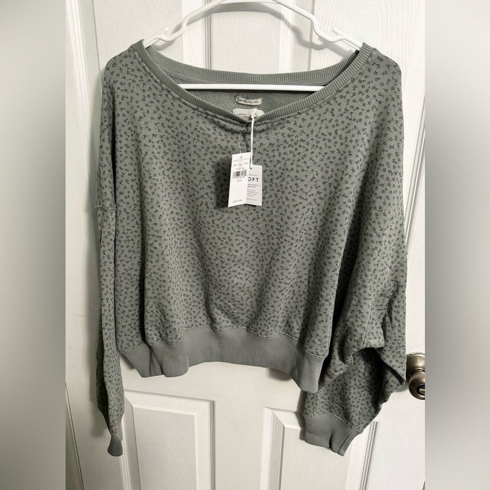 NWT AE Fleece Off the Shoulder Sweatshirt